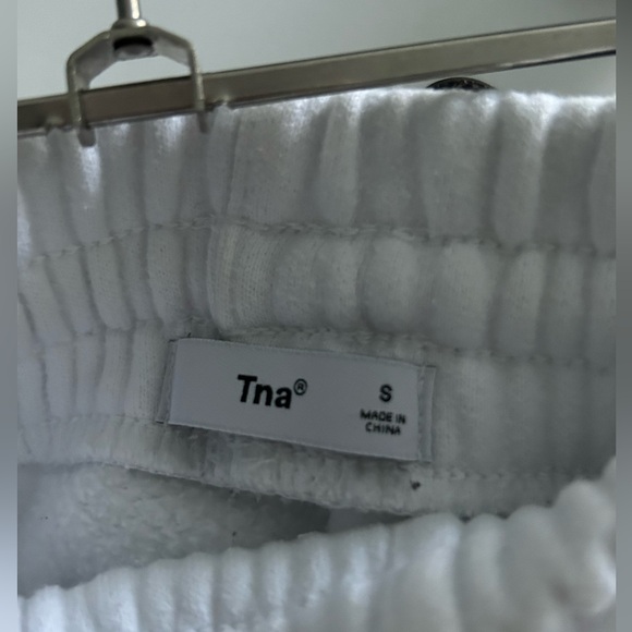 Aritzia TNA Boyfriend Sweatpants- Size S - Picture 2 of 2